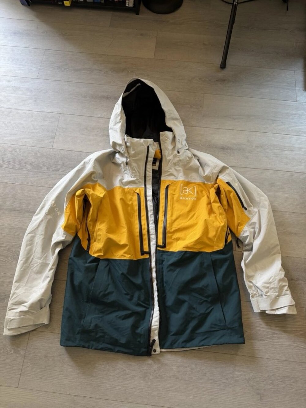 Burton Men's [ak] Swash GORE-TEX 2L Jacket XL